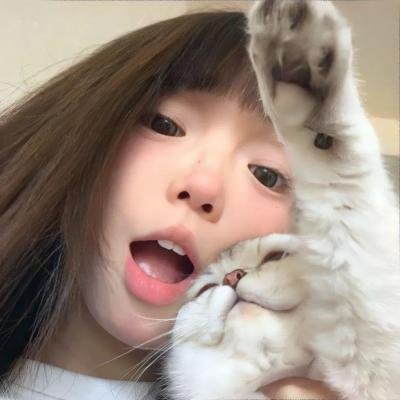 他在窥视你